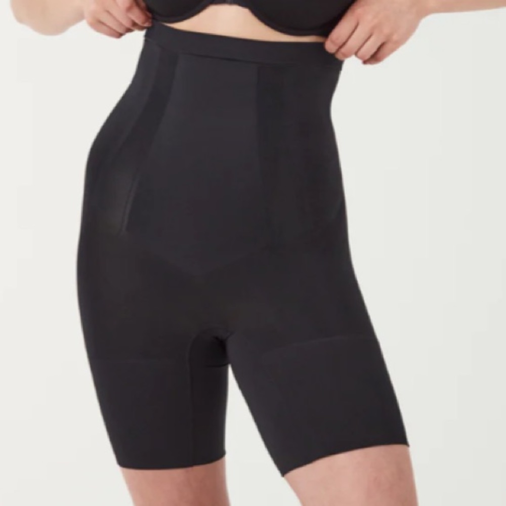 Spanx Black High Wasted Mid Thigh Compression Short | Size XS